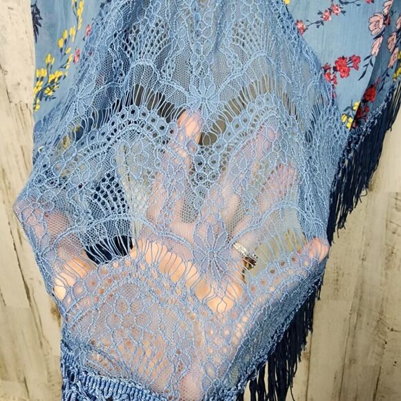 Time and Tru Floral Lace Fringe Cardigan Kimono Blue Size One Size - Picture 8 of 11